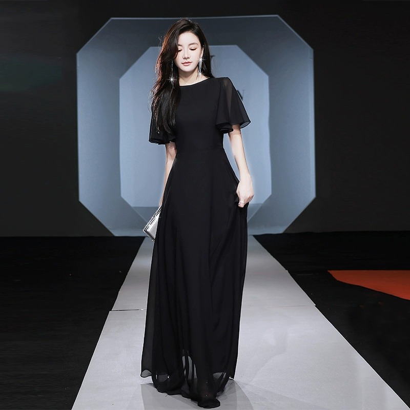 Vestido de Gala 2026 Novo em C - Fly Line avaliação e preço